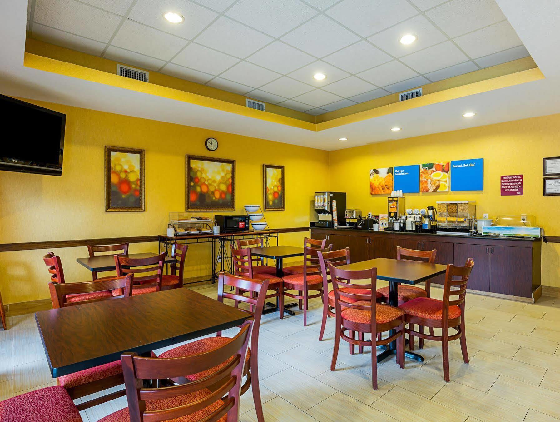 Comfort Inn & Suites Port Arthur-Port Neches Bagian luar foto