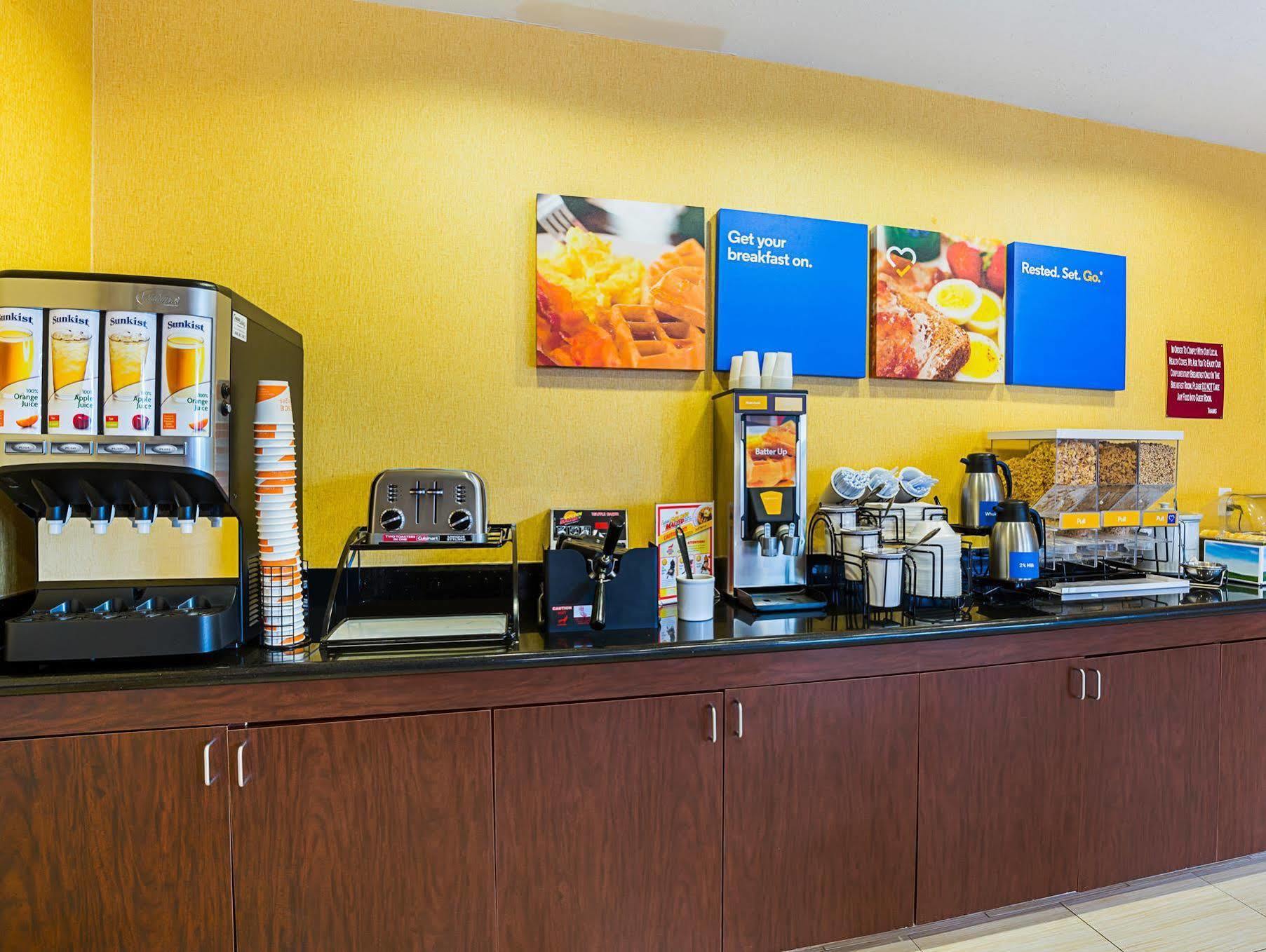 Comfort Inn & Suites Port Arthur-Port Neches Bagian luar foto