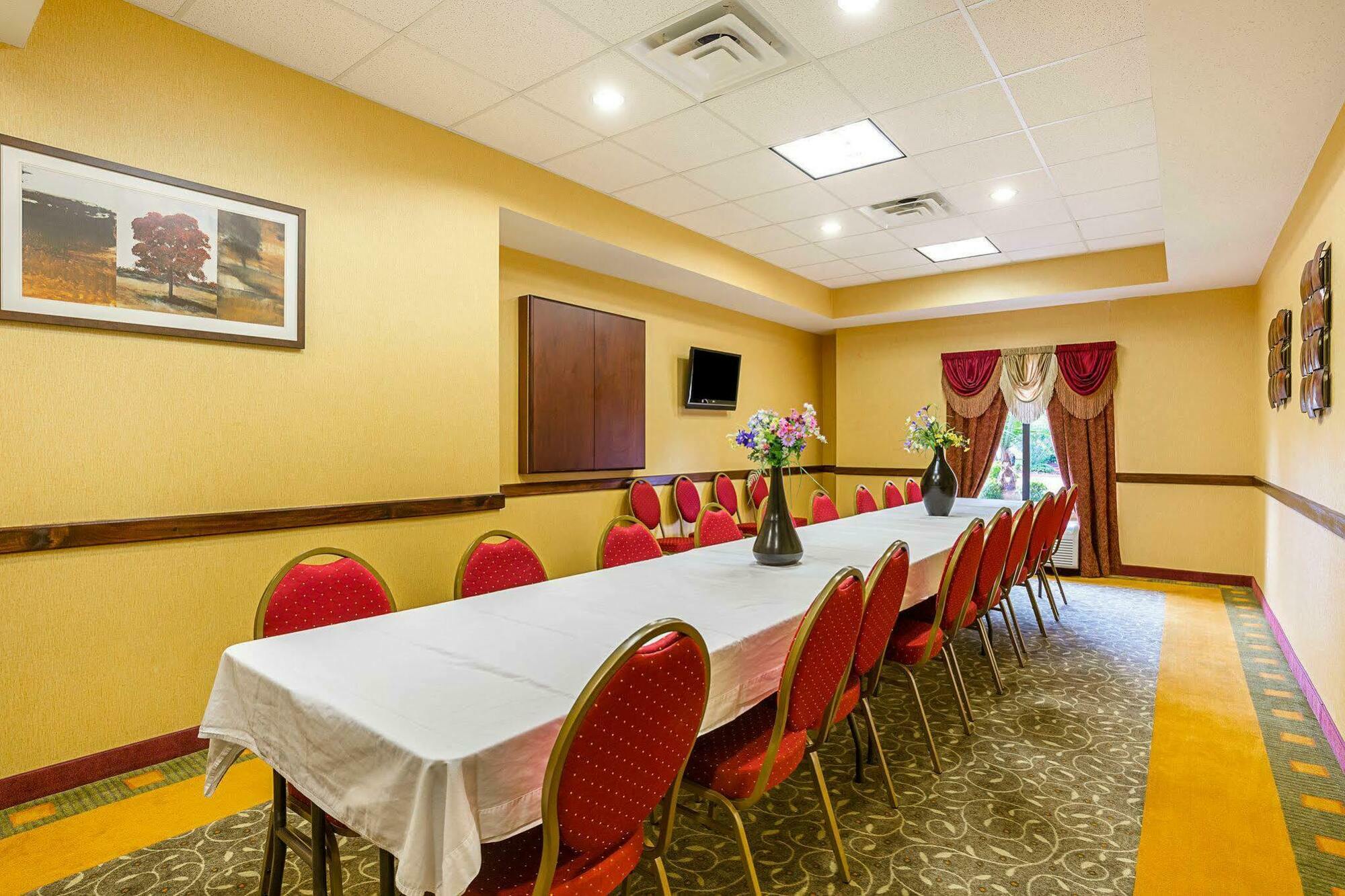Comfort Inn & Suites Port Arthur-Port Neches Bagian luar foto