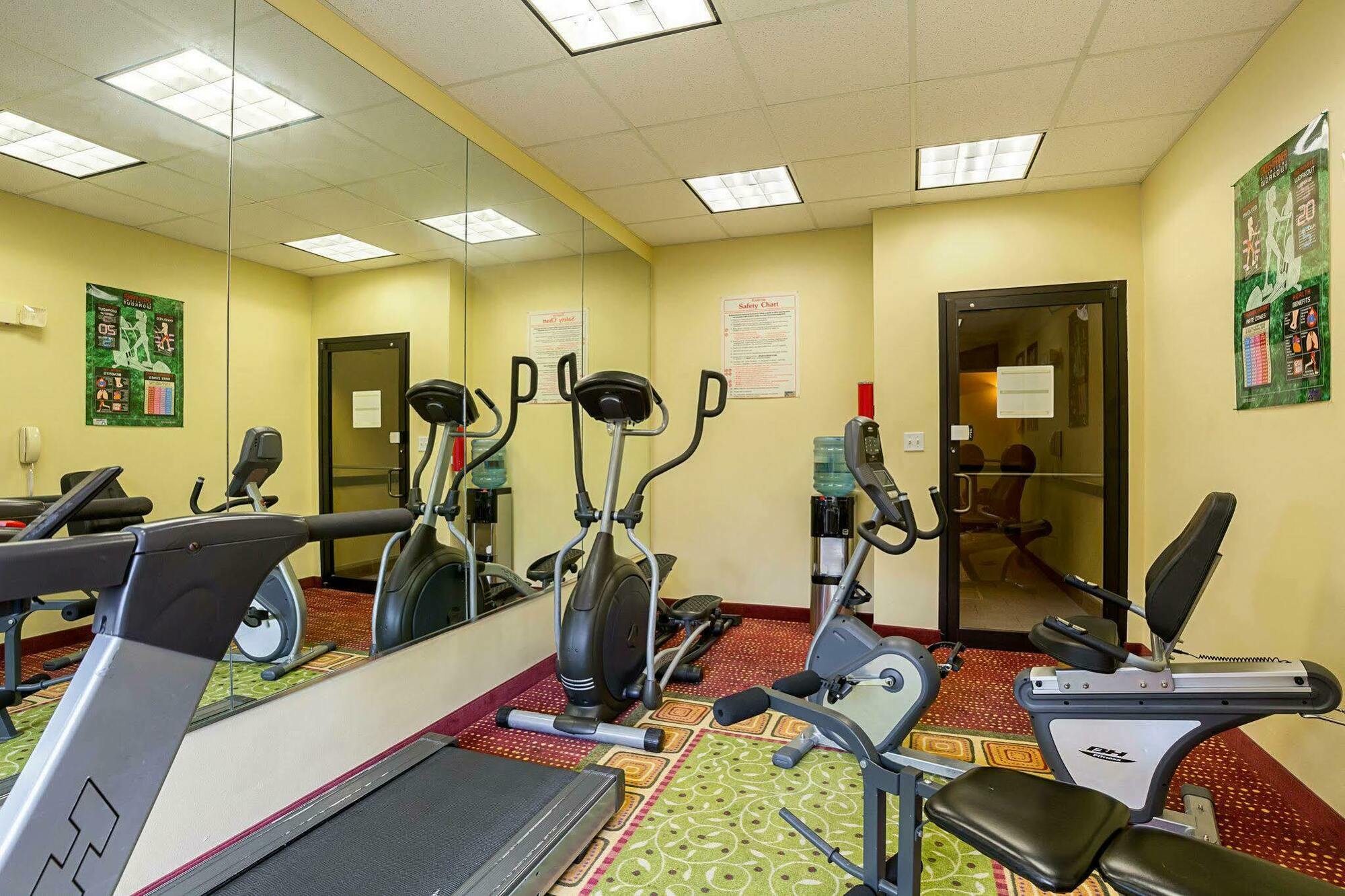 Comfort Inn & Suites Port Arthur-Port Neches Bagian luar foto